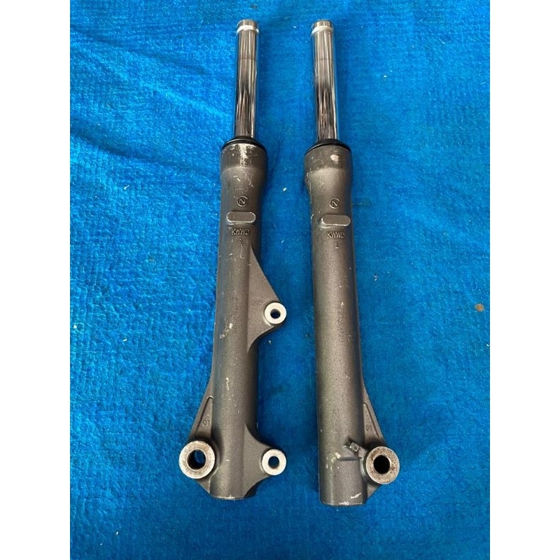 Shock shockbreaker depan honda Supra x 125 fi pnp supra helm in original