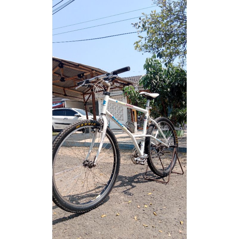 sepeda suzuki tech 5000 elevated chainstay