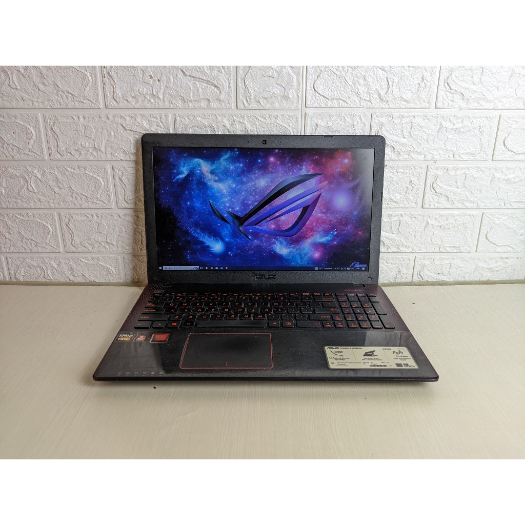 Asus X550IU Baby ROG VGA AMD Radeon RX460 4GB GDDR5 RAM 8GB SSD 128GB HDD 1TB Laptop Gaming Second