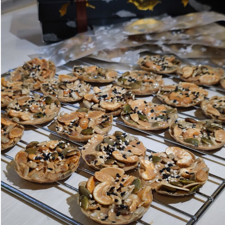 

Florentine cookies - Ting Ting Sultana