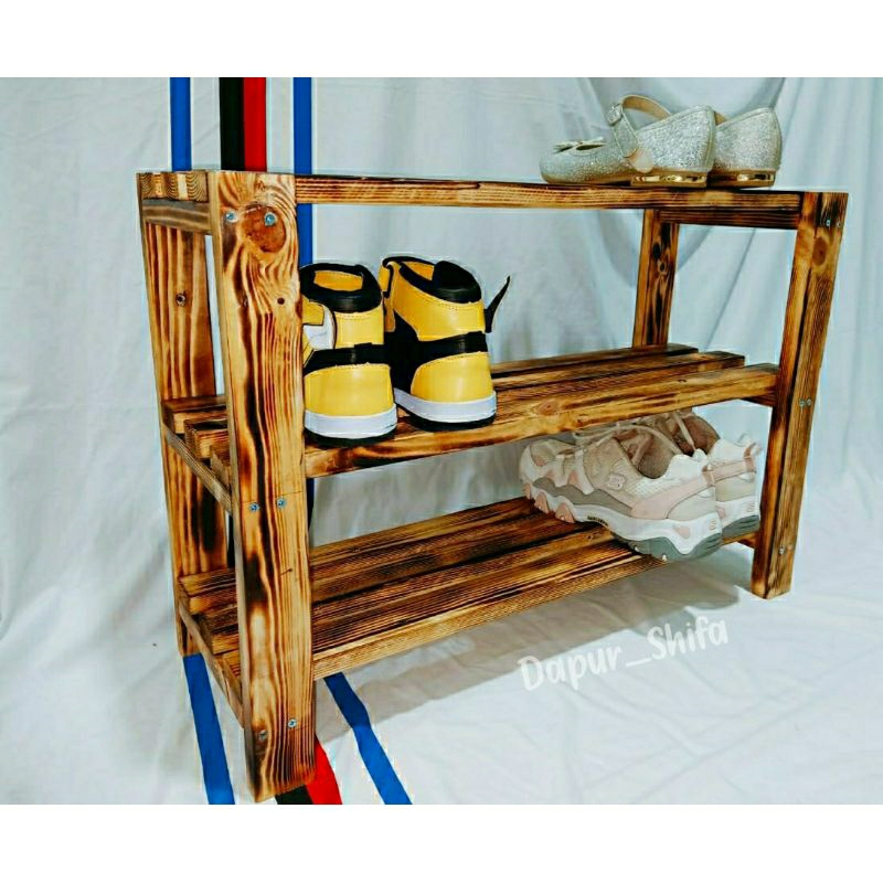 Rak Sepatu kayu pinus jati belanda