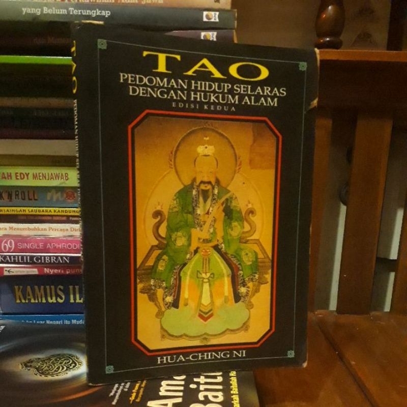 TAO . PEDOMAN HIDUP SELARAS DENGAN HUKUM ALAM - HUA CHING NI