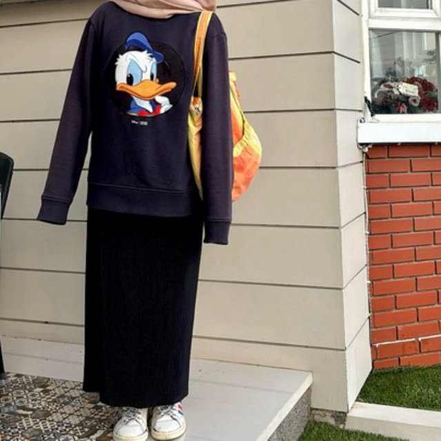 Donald duck crewneck navy