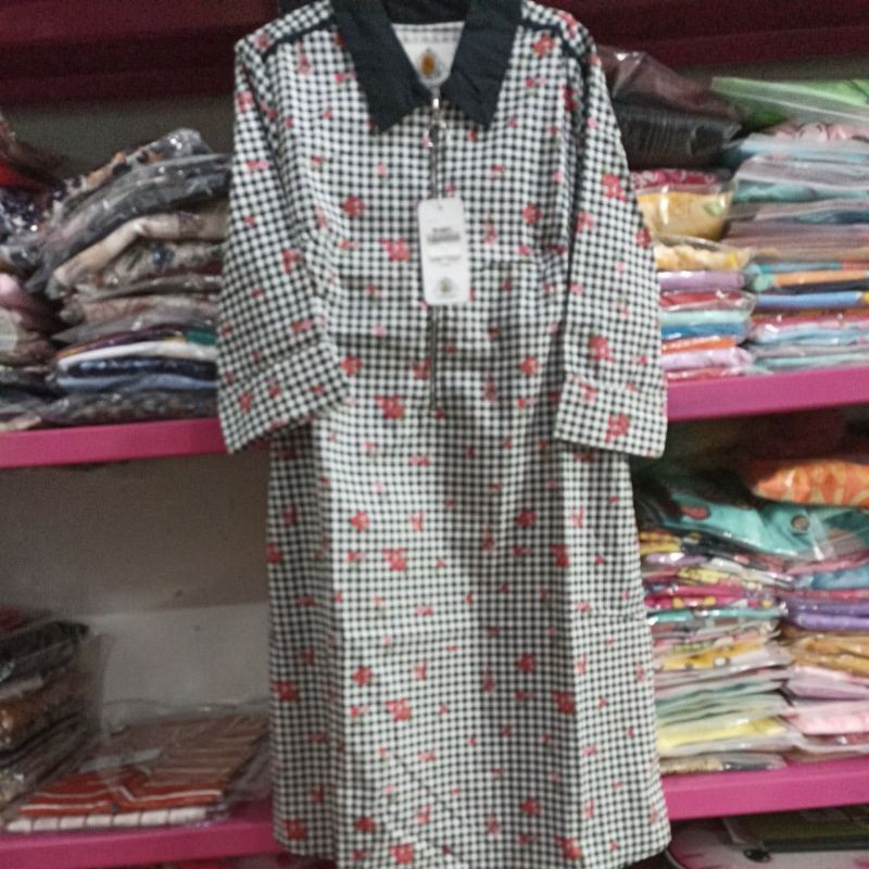 DRESS MICHALLE COLLARED LE ROSETZ