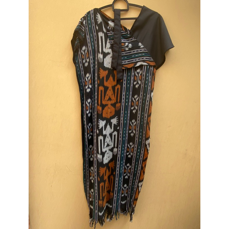 PRELOVED BAJU KONDANGAN/ BAJU TENUN/ BATIK KONDANGAN/ BAJU KONDANGAN TENUN/ BAJU LUCU/ BAJU CANITA