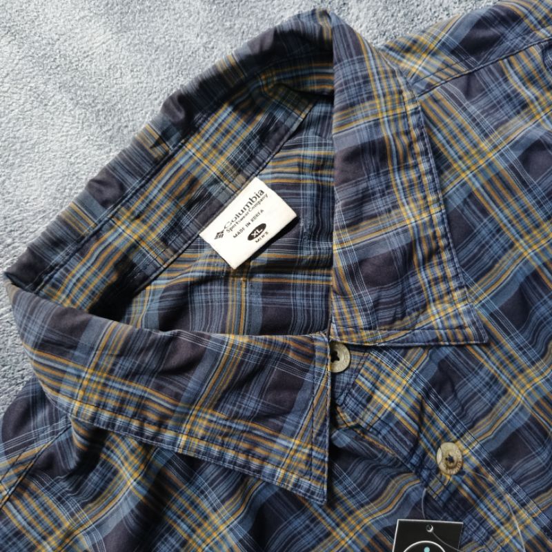 Kemeja panjang pria brand COLUMBIA