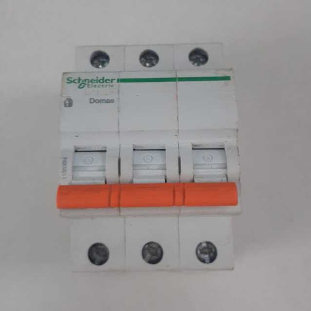 Schneider Electric Domae MCB C20
