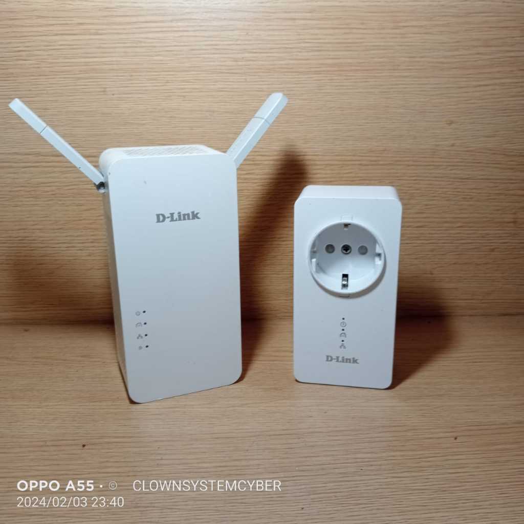 DLink DHP-P610AV + DHP-W610AV PowerLine AV2 1000 Wi-Fi AC1200 Adapter