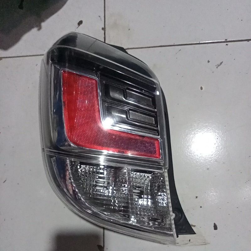 lampu belakang stoplamp Agya TRD