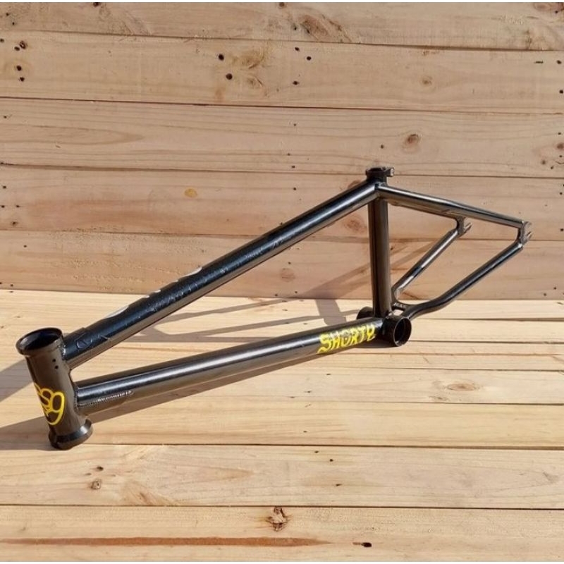 Frame Cult Short Ic 21