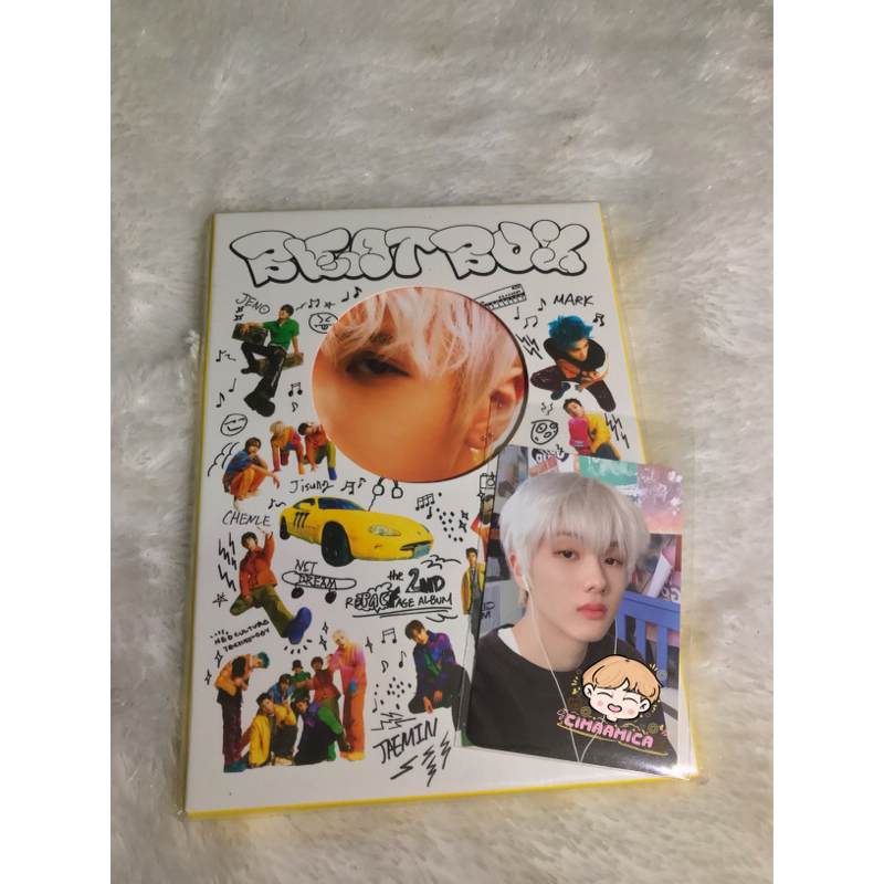 Jisung Earphone/ Postcard Book Unsealed