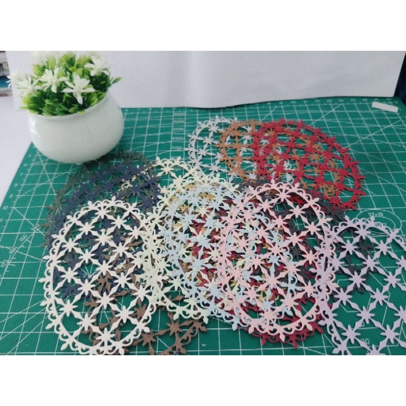 

5 Pcs Bingkai Grillwork/Scrabbook/Dies Paper/Cutting Paper