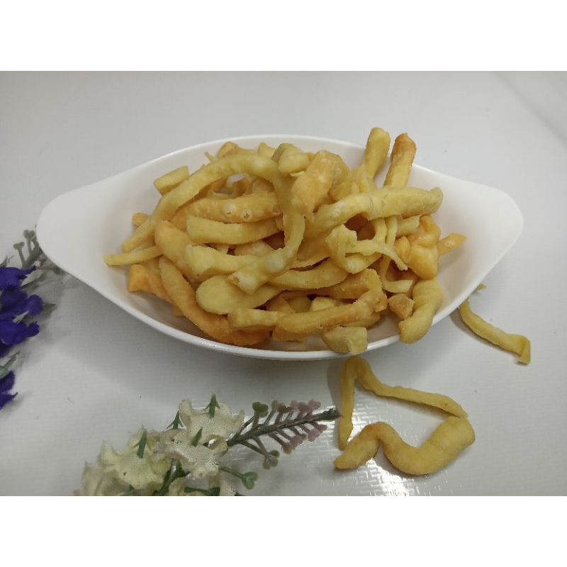 

Pangsit Bawang Asin Gurih 500 gr/Sistik Bawang/Keripik Bawang