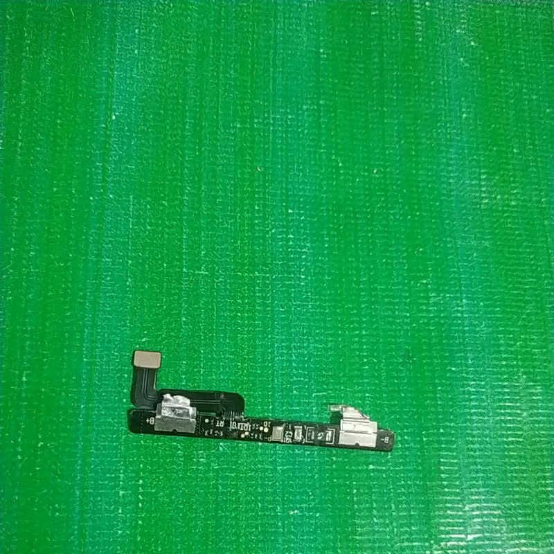 PAPAN PCB KONEKTOR CAS BEKAS ASUS ZENFONE 3 max C11P1609