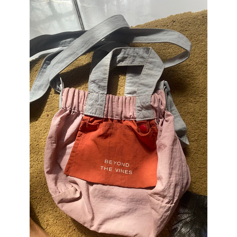 Preloved Beyond the vines micro dumpling