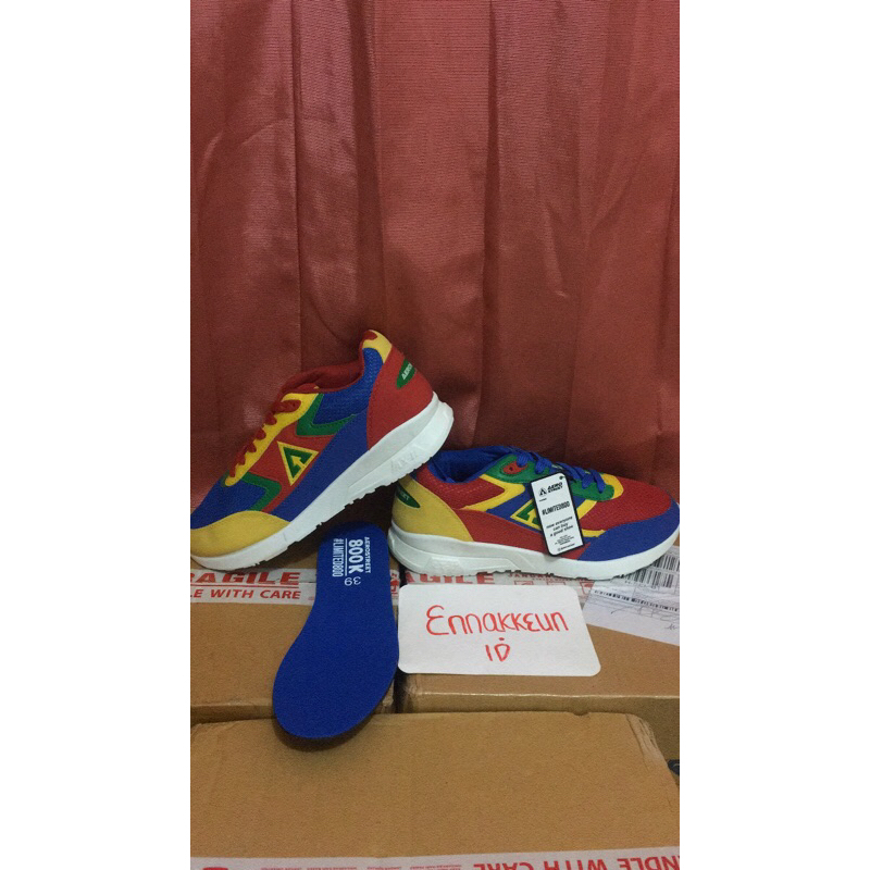 AEROSTREET #800K FOLLOWERS LIMITED EDITION