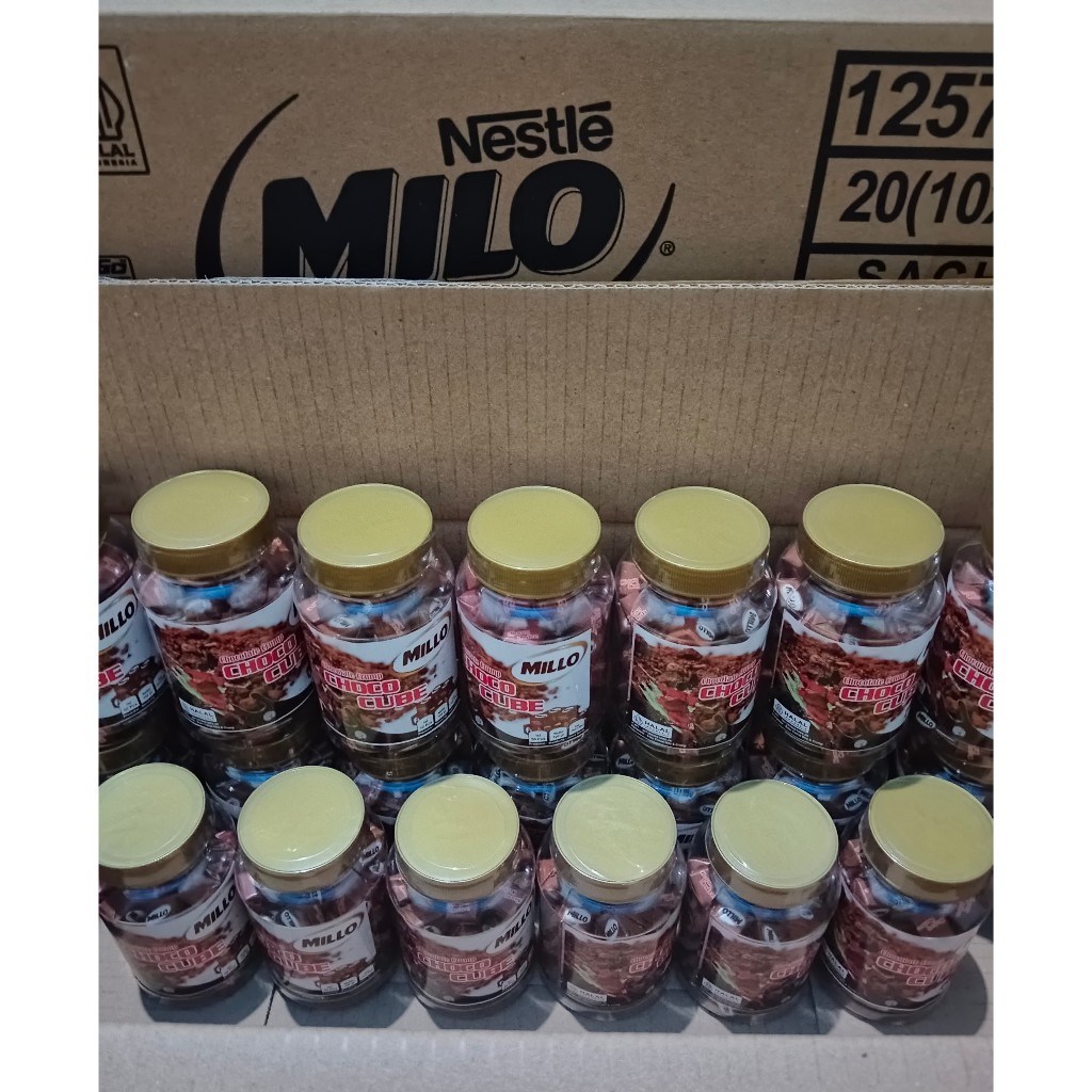 

Chocolate Crumb Milo/Millo Cube 1 Dus (Per Dus Isi 42 Toples, Per Toples Isi 50 Cube) Murah Lebay...