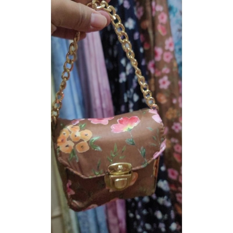 Mukena Traveling Bahan Parasut Korea