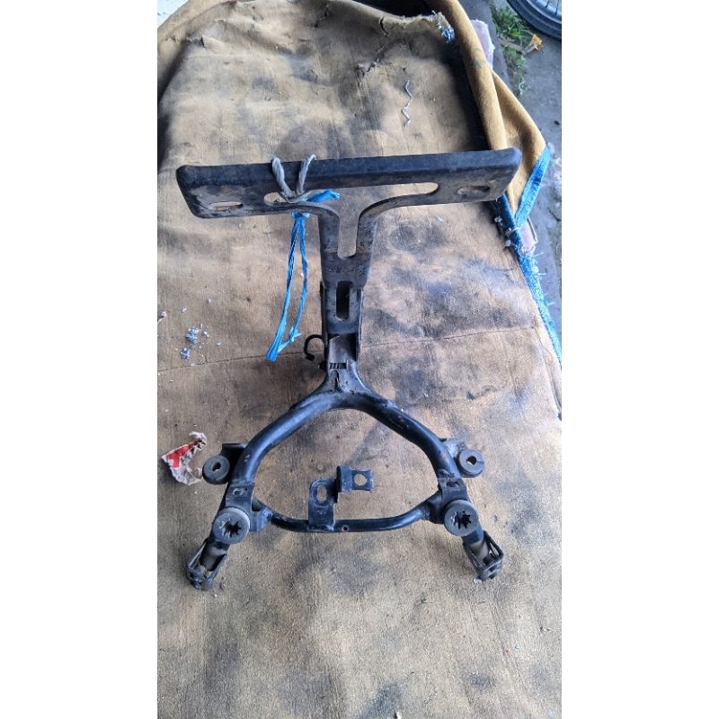 Tanduk rusa dudukan reflektor Honda CBR Lokal K45 Copotan Original