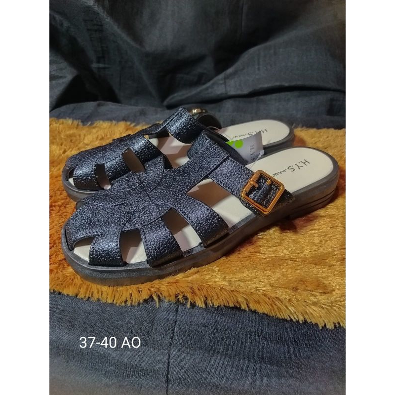 SANDAL HYS WANITA. SANDAL KEKINIAN