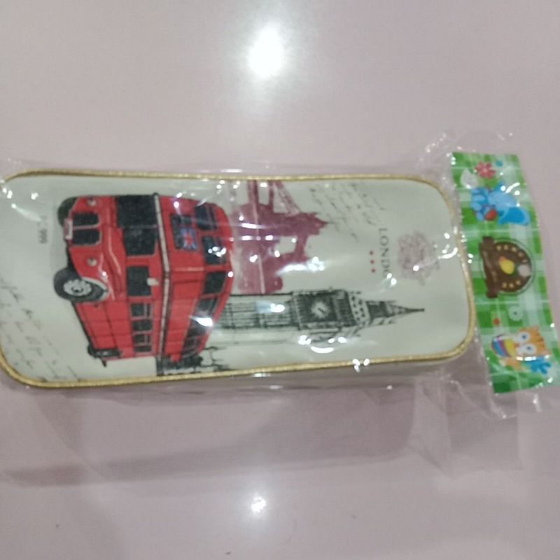 

TEMPAT PENSIL PC 999