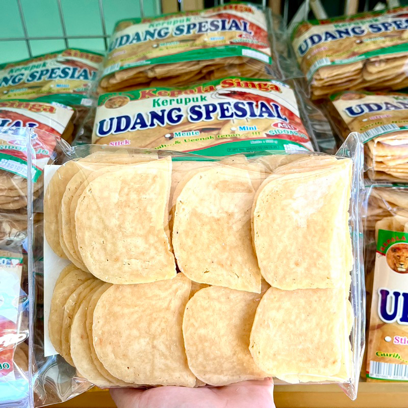 

KERUPUK UDANG MENTAH SPESIAL KEPALA SINGA | CAMILAN OLEH OLEH SURABAYA SNACK MAKANAN RINGAN KRUPUK MENTAH