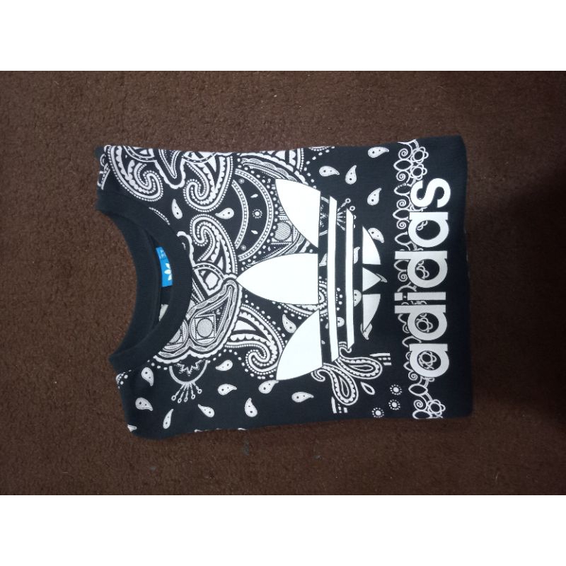 Adidas bandana/batik