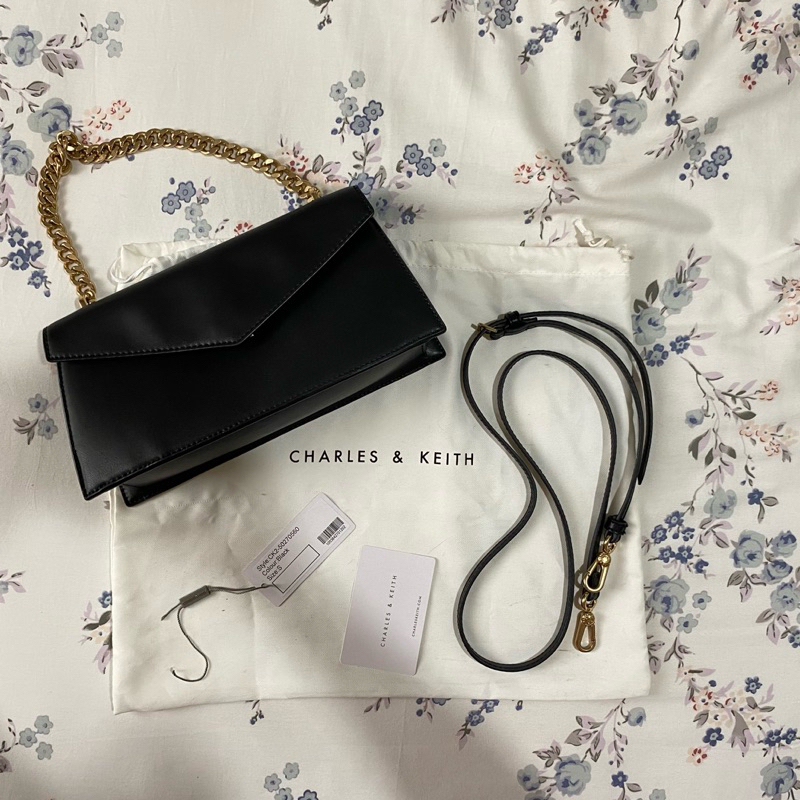 preloved charles and keith envelope chain handle bag in black