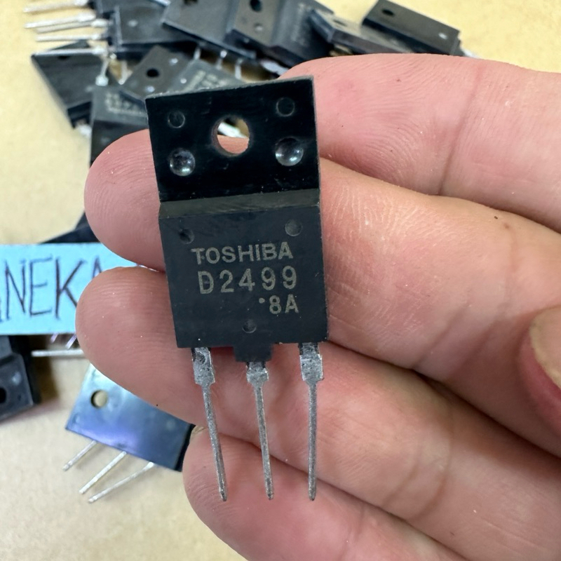 TRANSISTOR D2499 TR HORIZONTAL TOSHIBA D2499