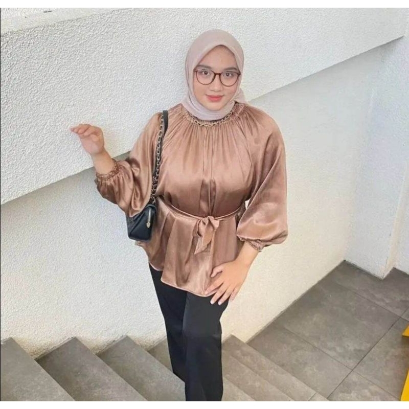 FLORE BLOUSE SATIN SILK KEMEJA WANITA MUSLIMAH TERMURAH BTCSOLO PANJANG JUMBO BESAR PREMIUM