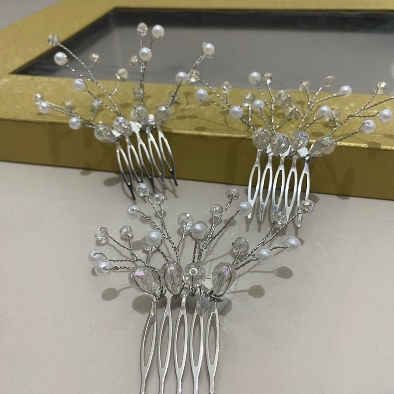 Aksesoris bridesmaids