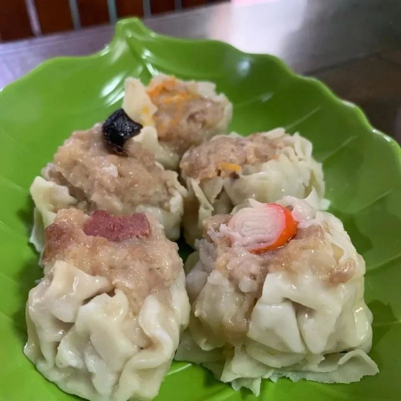 

DIMSUM FROZEN HOMEMADE ISI 10 PCS