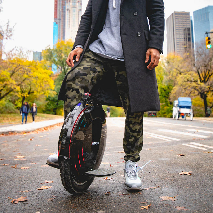 Inmotion V10 Electric Unicycle Black