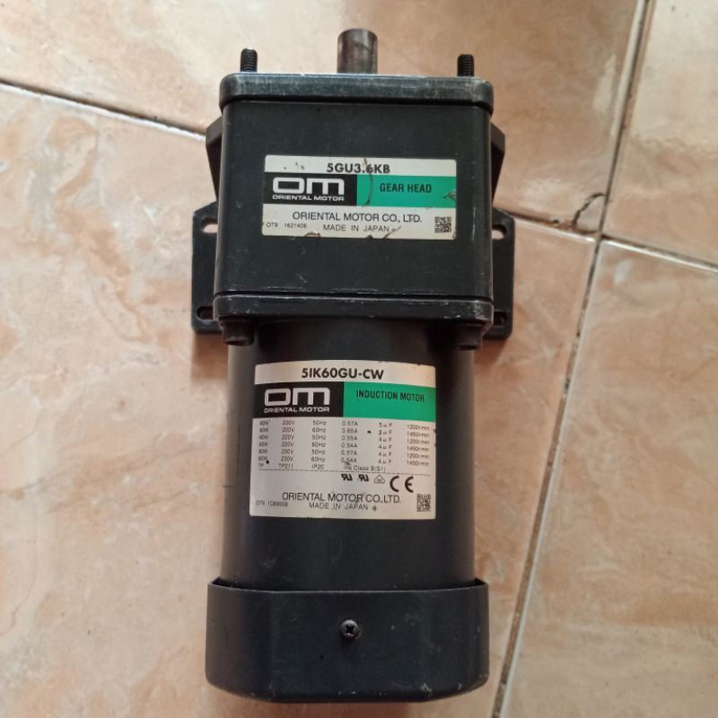 Oriental motor Ac motor gearbox 60W 220V Ratio  1/3.6 402Rpm