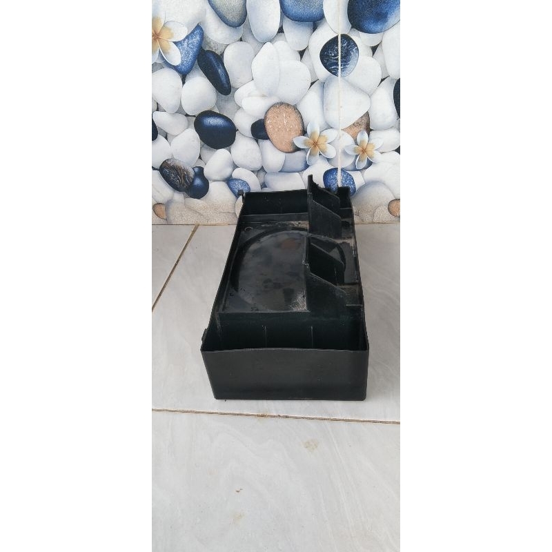 Rak kulkas Polytron 2 pintu pr21 rak penampung air belakang kulkas Polytron 2 pintu pr21