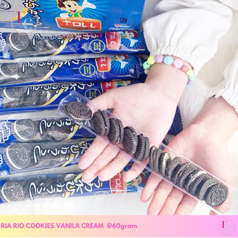 Ria Rio biscuit cookies vanila cream isi 20 bungkus