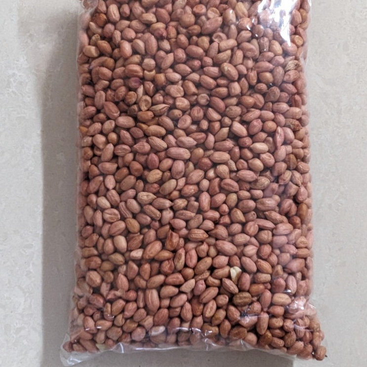 

Kacang Tanah Mentah 5kg ukuran 7mm
