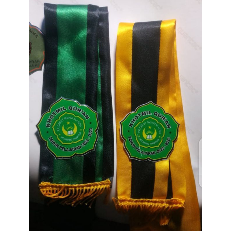 Samir wisuda+ mendali, Samir wisuda