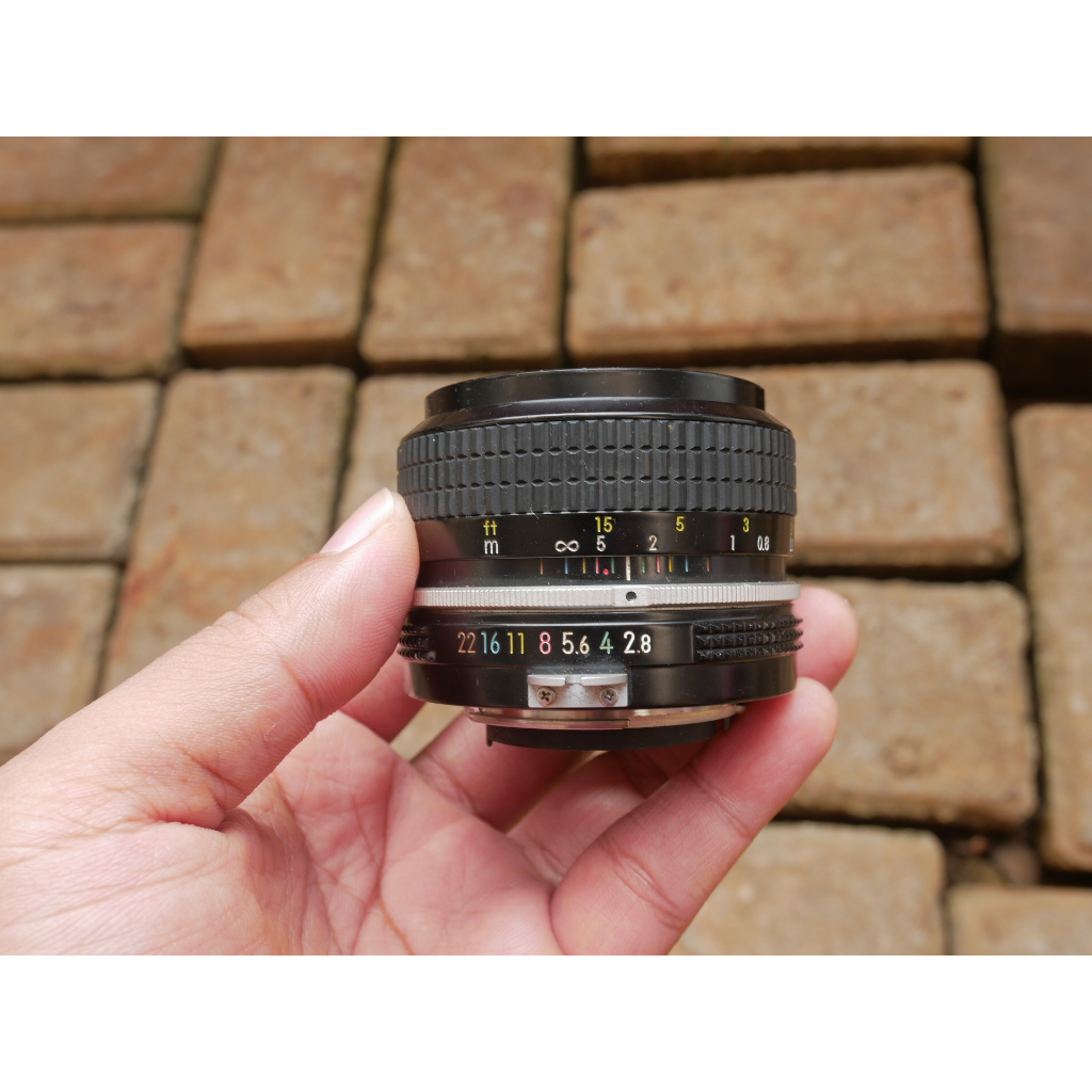 Lensa Manual Nikon Nikkor 35mm f2.8 Ai