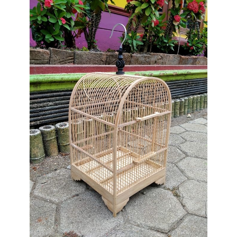 Sangkar Burung Kecil Bambu Lengkung Atas Ambrukan