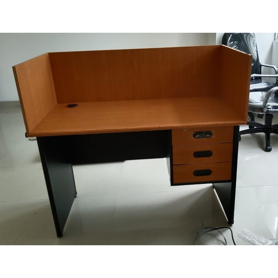Meja Partisi Workstation Meja Kerja Sekat Kantor Cubicle P 120 Cm