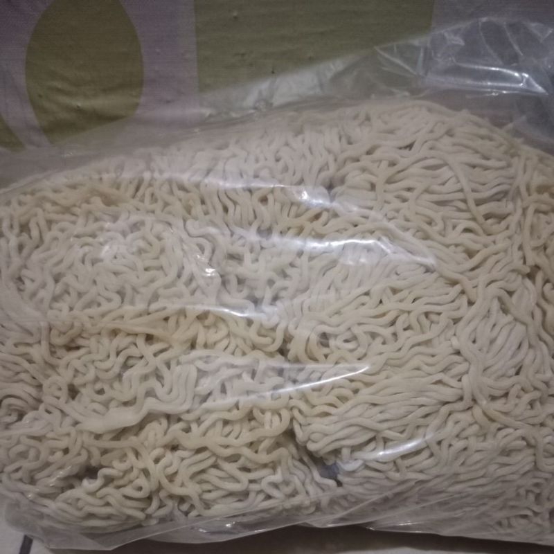 

bakmi ayam keriting mentah