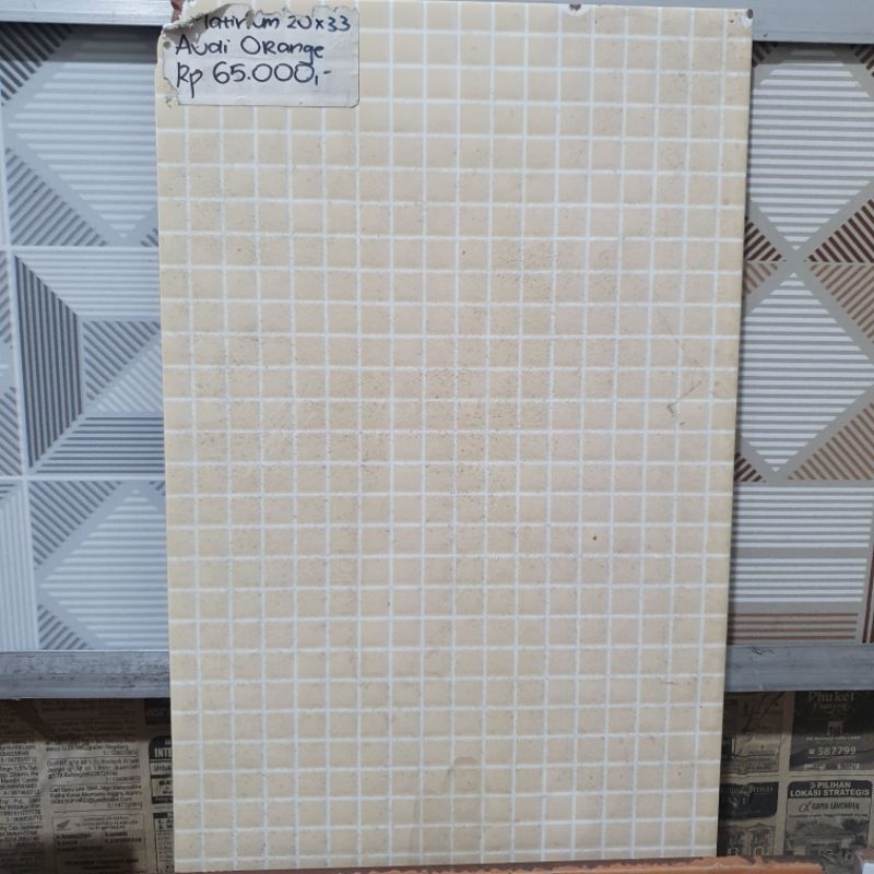 keramik dinding kamar mandi dapur PLATINUM 20x33 AUDI ORANGE