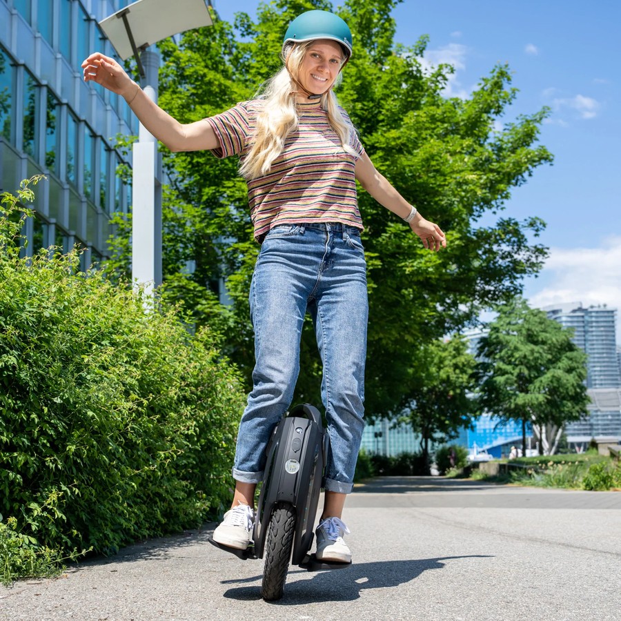 Kingsong 18XL Electric Unicycle