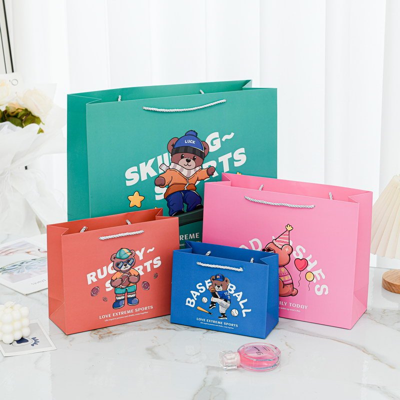 

Paper Bag Sports Bear | Goodie Bag | Tas Souvenir | Tas Ulang Tahun | Tas Kado