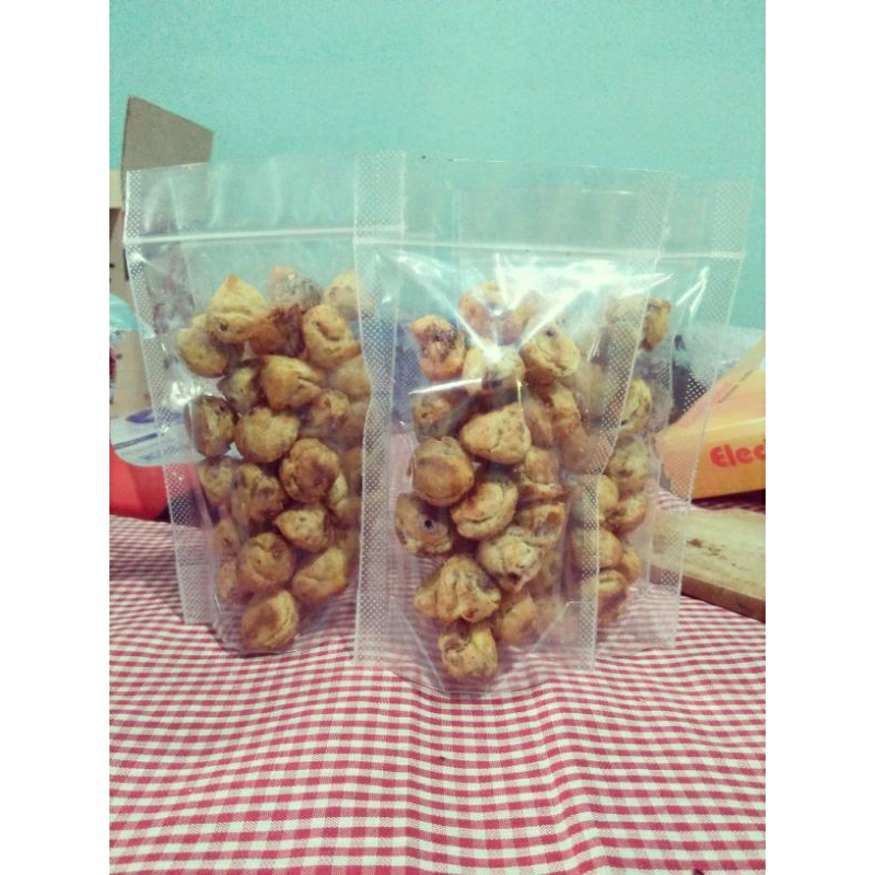 

Kue Soes Kering Isi Coklat Berat 60 gram