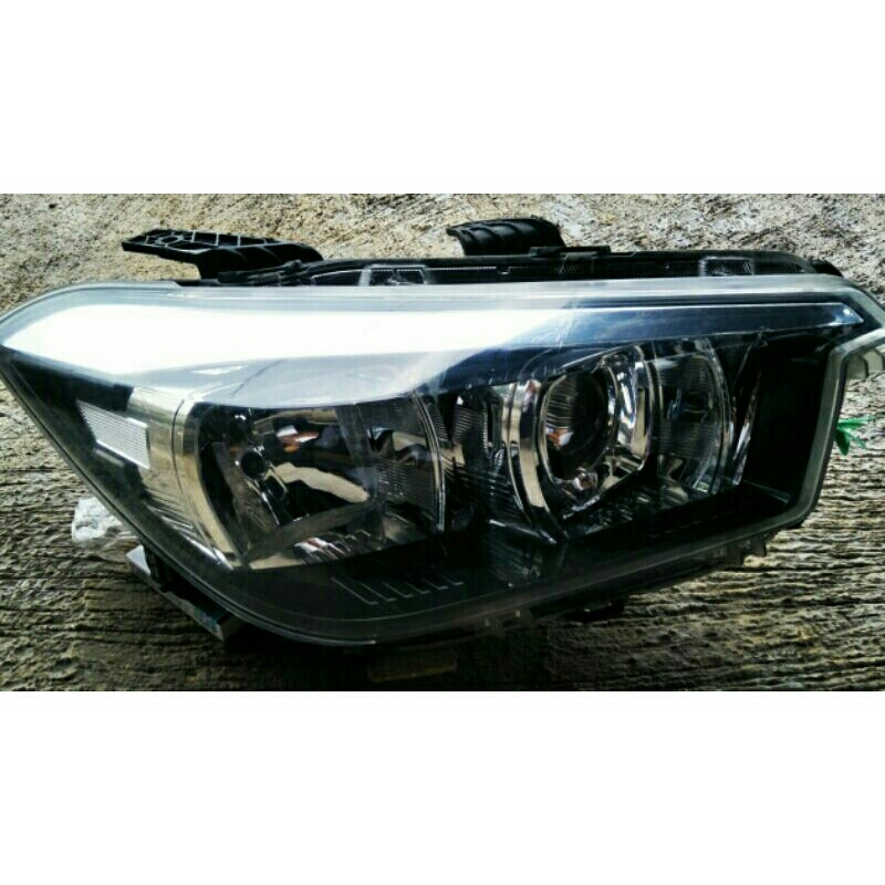 Headlamp Wuling Confero S