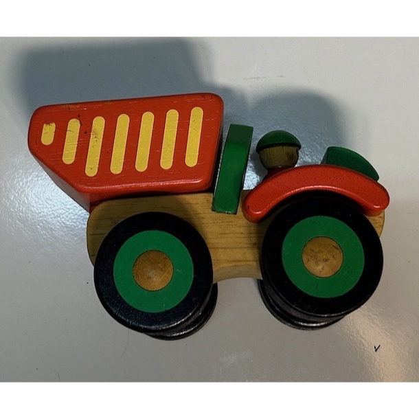 Mainan Mobil Truck Kayu Anak Preloved