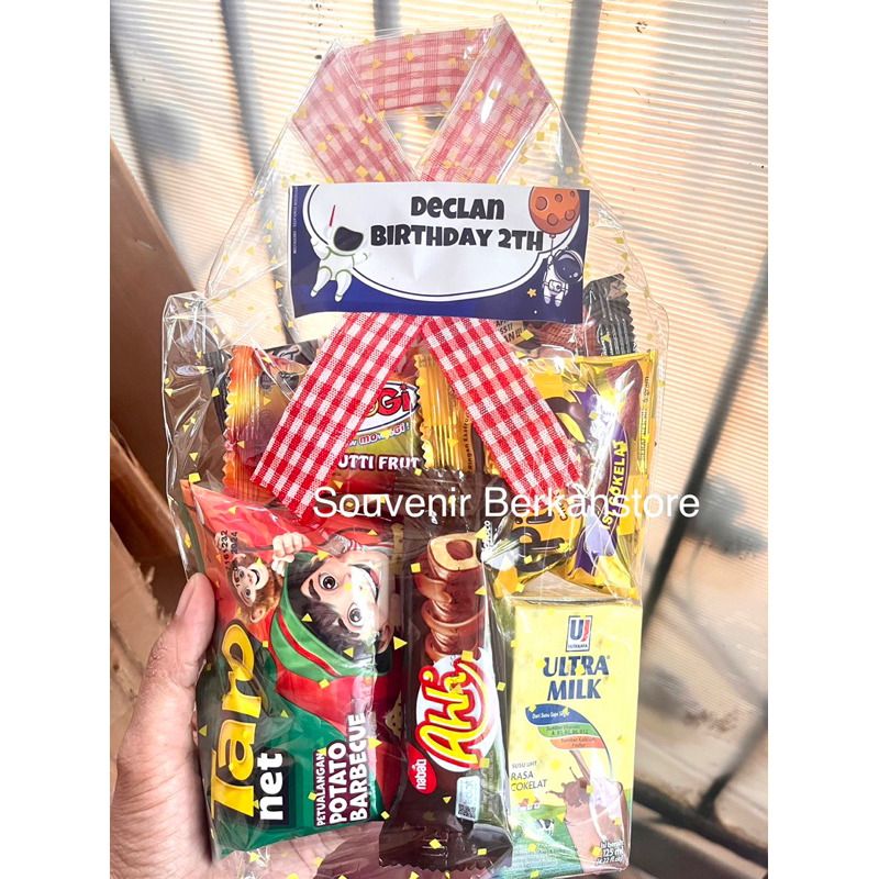 Souvenir ulang tahun snack parcel ciki free nama