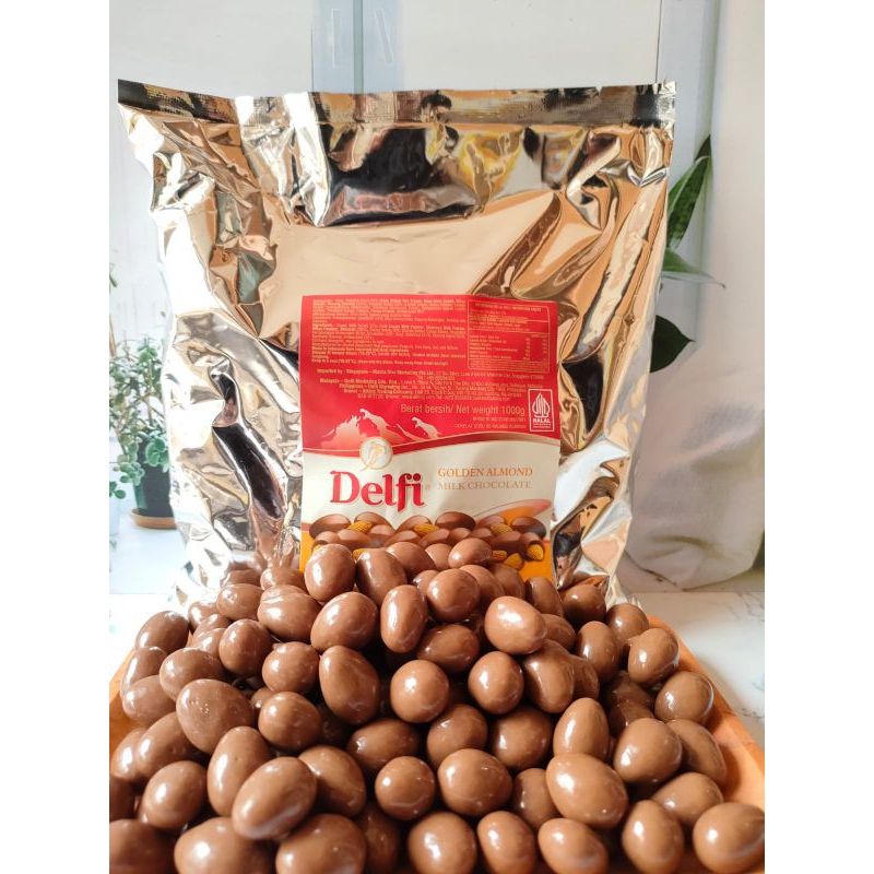 

Cokelat Delfi Almond 1 kg